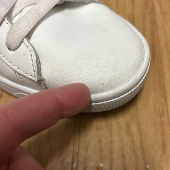 Puma Vikky v2 Sneaker Women 8.5 US 39 EUR 6 UK White Leather Classic Basketball - Picture 14 of 16